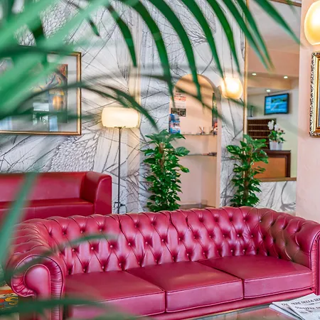 Royal فندق بيبيوني