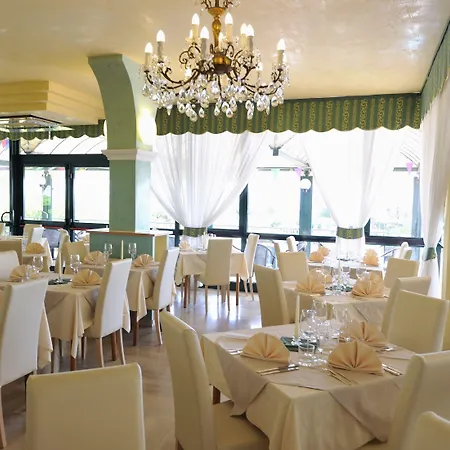 Royal 4* بيبيوني