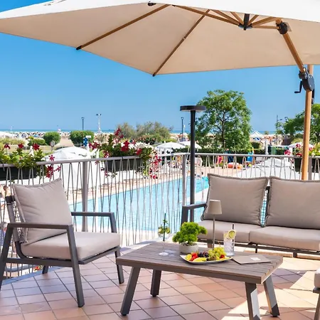 Royal 4* Bibione