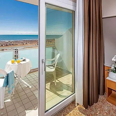 Royal 4* Bibione